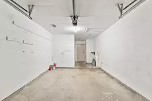 6002 Parkwood Dr, Austin, TX 78735 - Photo 19
