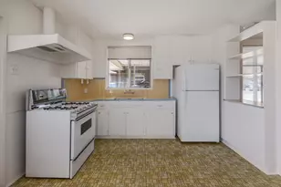 1515 Corona Dr, Austin, TX 78723 - Photo 9