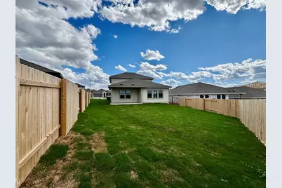 5004 Stockton Lane, Del Valle, TX 78617 - Photo 5