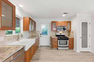 117 La Vista Street, Austin, TX 78704 - Photo 3