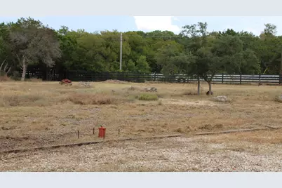 18001 Fm 150 W, Driftwood, TX 78619 - Photo 31