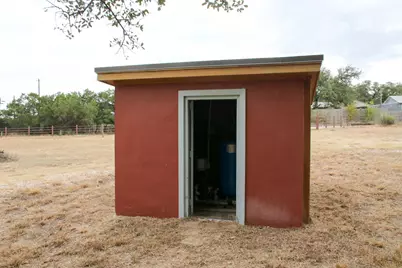 18001 Fm 150 W, Driftwood, TX 78619 - Photo 27