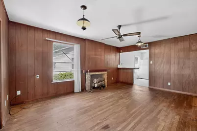 4703 Leslie Avenue, Austin, TX 78721 - Photo 9
