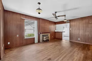 4703 Leslie Ave, Austin, TX 78721 - Photo 9
