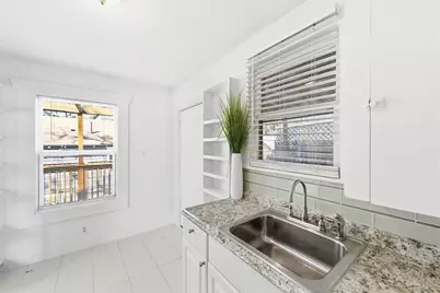 1216 Holly Street, Austin, TX 78702 - Photo 13