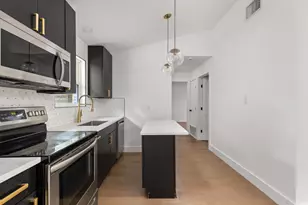 3303 Doolin Dr, Austin, TX 78704 - Photo 9
