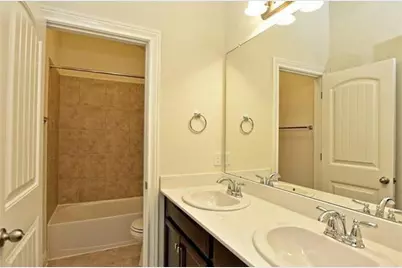 15821 Cinca Terra Drive, Bee Cave, TX 78738 - Photo 11