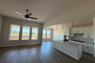 521 Redding Wy, Georgetown, TX 78633 - Photo 9