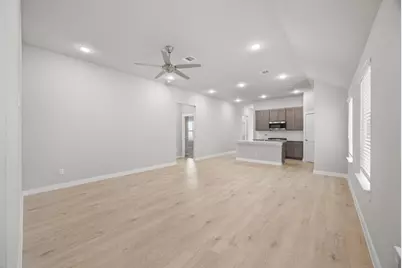 8017 Shining Flor Run, Lago Vista, TX 78645 - Photo 5