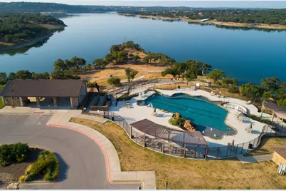 8017 Shining Flor Run, Lago Vista, TX 78645 - Photo 37