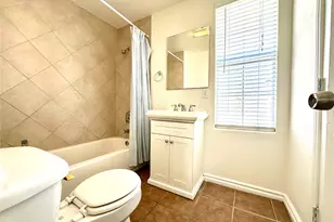 3024 E 12th St, Austin, TX 78702 - Photo 25