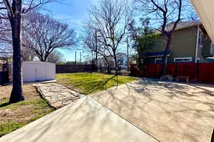 3024 E 12th St, Austin, TX 78702 - Photo 29
