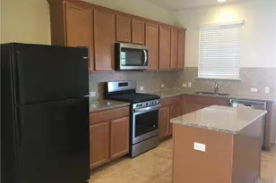 525 Coffee Berry Dr, Georgetown, TX 78626 - Photo 3