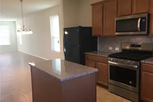 525 Coffee Berry Dr, Georgetown, TX 78626 - Photo 5