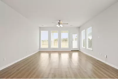 209 Banyon Drive, Liberty Hill, TX 78642 - Photo 5