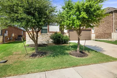 1421 Itzel Bend, Leander, TX 78641 - Photo 3