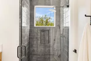 943 E 52nd St, Austin, TX 78751 - Photo 13