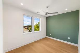 943 E 52nd St, Austin, TX 78751 - Photo 15