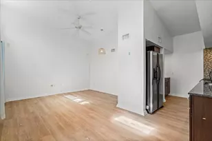 2200 Dickson Dr, Austin, TX 78704 - Photo 7