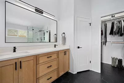 7601 Ponoma Trail, Austin, TX 78749 - Photo 25