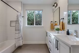432 Venture Blvd S, Point Venture, TX 78645 - Photo 25