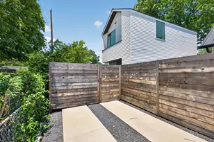 4604 S 2nd St, Austin, TX 78745 - Photo 21