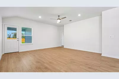 10420 Curb Strap Drive, Austin, TX 78724 - Photo 9