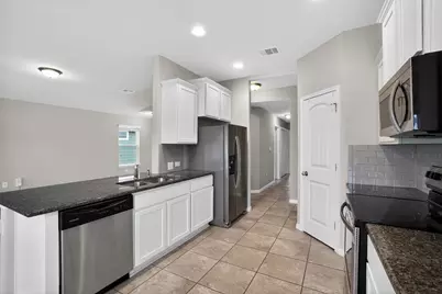 18308 Cuyahoga Drive, Pflugerville, TX 78660 - Photo 11