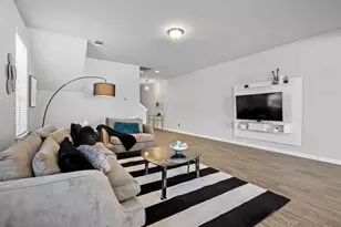 325 E Broade St, Leander, TX 78641 - Photo 3