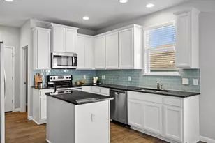 325 E Broade St, Leander, TX 78641 - Photo 7