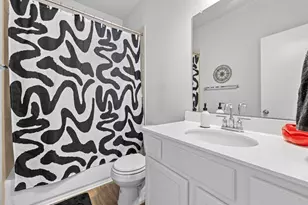 325 E Broade St, Leander, TX 78641 - Photo 19