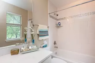 1700 Perez St, Austin, TX 78721 - Photo 17