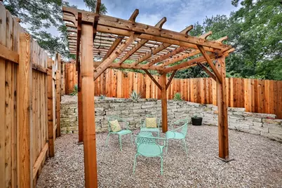 1700 Perez Street #B, Austin, TX 78721 - Photo 7