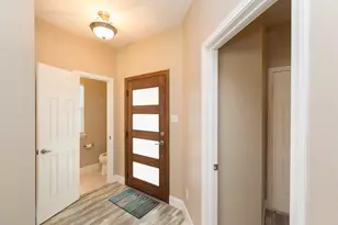 1700 Perez St, Austin, TX 78721 - Photo 11