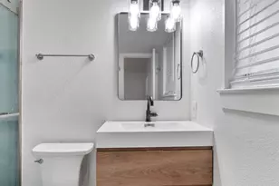 2520 Quarry Rd, Austin, TX 78703 - Photo 13