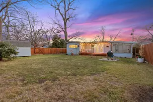 912 E 55th 1/2 St, Austin, TX 78751 - Photo 33