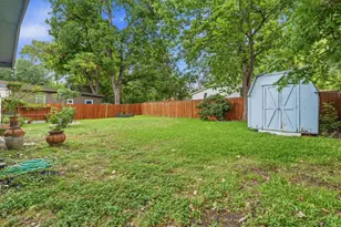 912 E 55th 1/2 St, Austin, TX 78751 - Photo 31