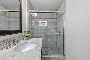 912 E 55th 1/2 St, Austin, TX 78751 - Photo 17