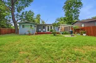 912 E 55th 1/2 St, Austin, TX 78751 - Photo 37