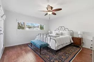 912 E 55th 1/2 St, Austin, TX 78751 - Photo 13