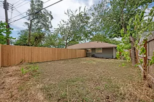 8103 Exmoor Dr, Austin, TX 78757 - Photo 23