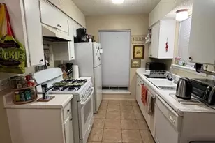 8103 Exmoor Dr, Austin, TX 78757 - Photo 15