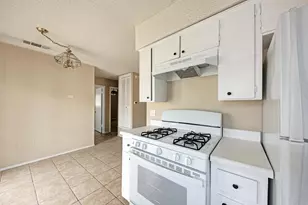 8103 Exmoor Dr, Austin, TX 78757 - Photo 15