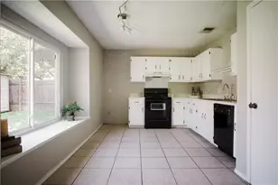1008 Long Meadow Dr, Round Rock, TX 78664 - Photo 5