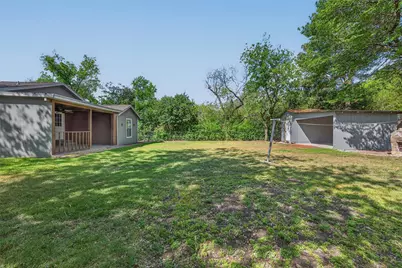 204 Taylor Street, Hutto, TX 78634 - Photo 29