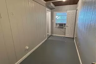 903 W 30th St, Austin, TX 78705 - Photo 5