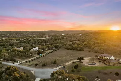 623 Dario Drive, Dripping Springs, TX 78620 - Photo 19