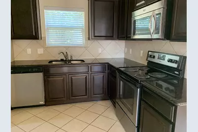 5805 Loblolly Lane, Austin, TX 78744 - Photo 3