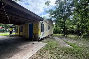 506 Ruddy St, Lockhart, TX 78644 - Photo 7