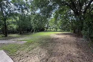 506 Ruddy St, Lockhart, TX 78644 - Photo 15
